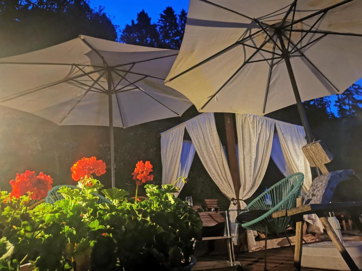 Glamping Mm Hotel Muta Kültér fotó